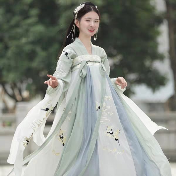 Chinese traditional clothing Hanfu