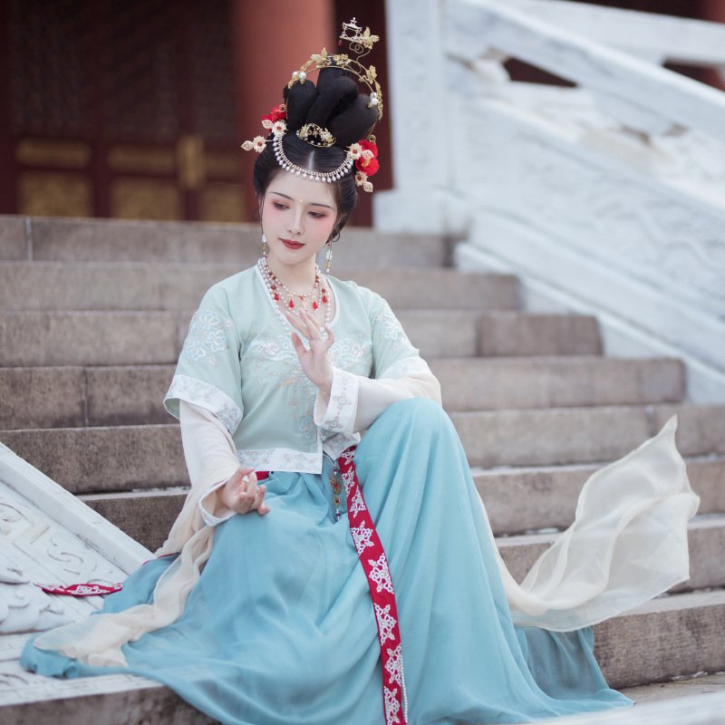green hanfu dress