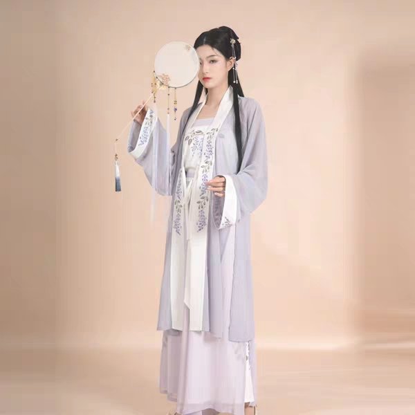 Chinese gray Hanfu
