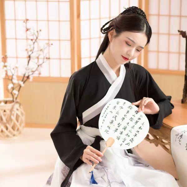 Chinese black Hanfu
