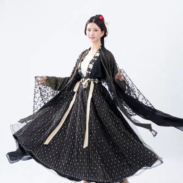 Chinese black Hanfu