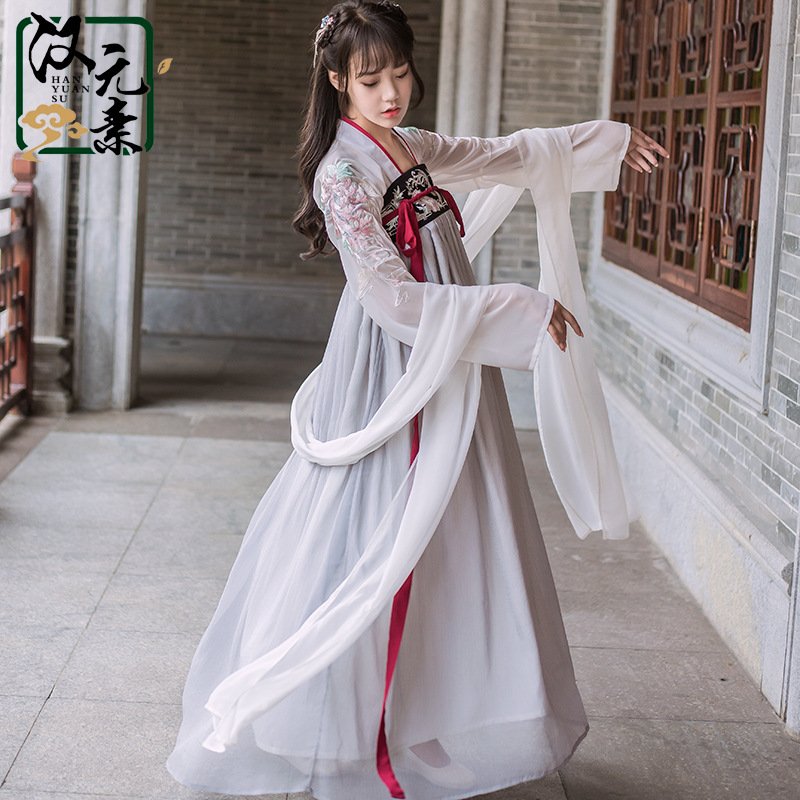 Chinese gray Hanfu