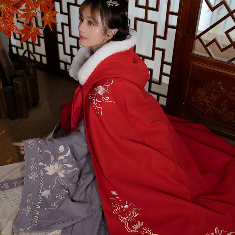 Women's Hanfu Cape Long Embroidered Fleece Coat - Image 2