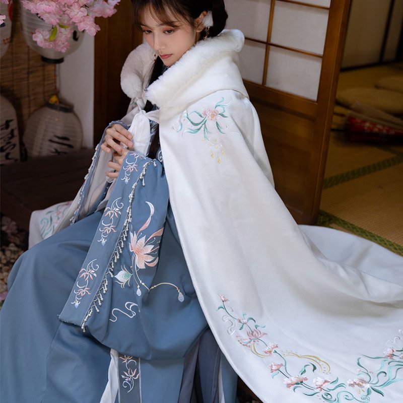 Women's Hanfu Cape Long Embroidered Fleece Coat