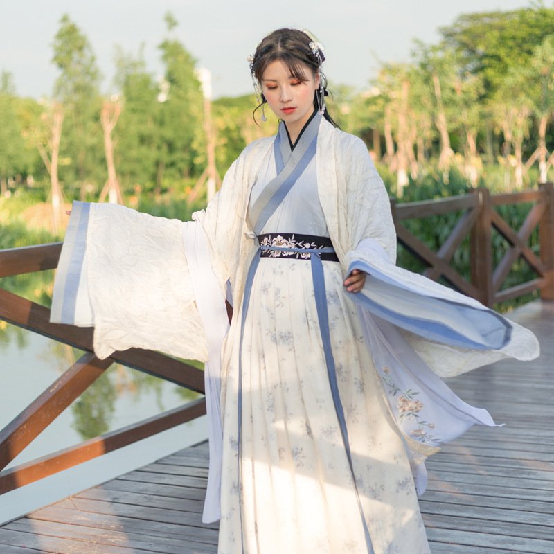 Elegant Hanfu