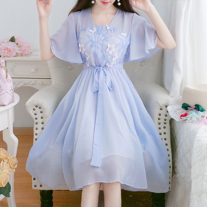 Women's Embroidered Chiffon Improved Hanfu Dress - Image 6