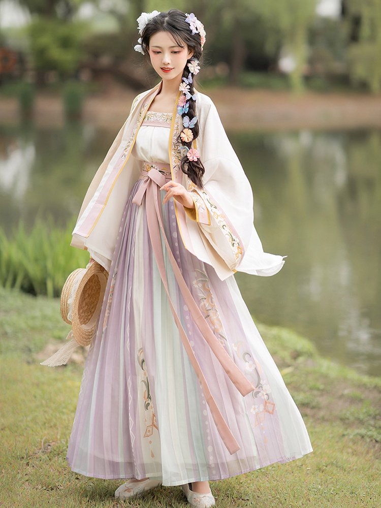 Song Hanfu Women's Four-piece Suit - Image 2